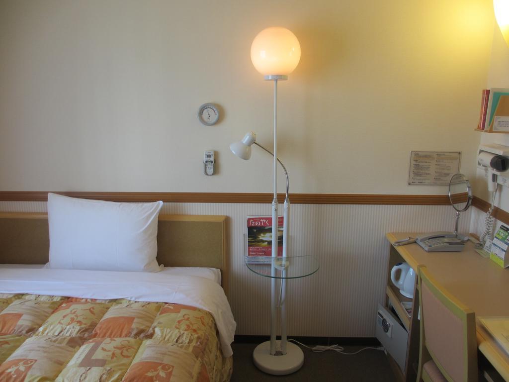 Toyoko Inn Shonan Hiratsuka Eki Kita Guchi No 1 Exterior foto